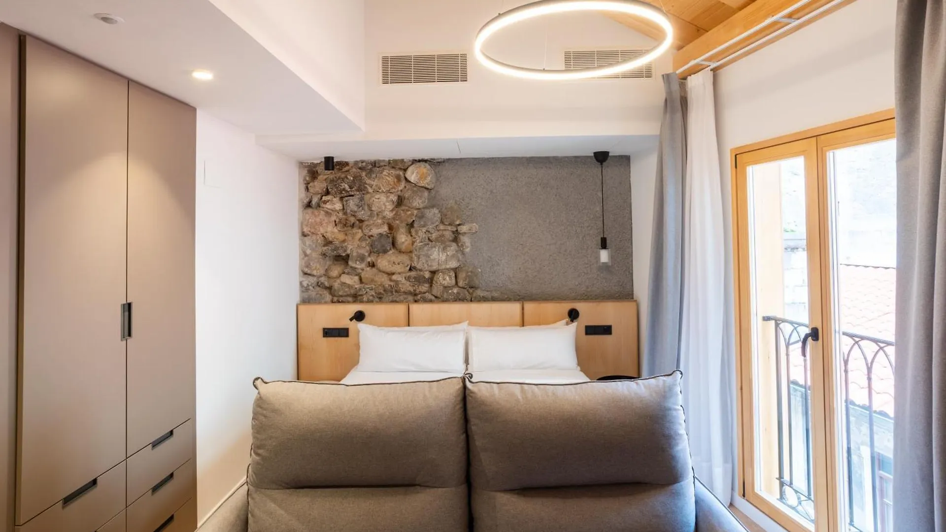 Be10 Suites, Bermeo
